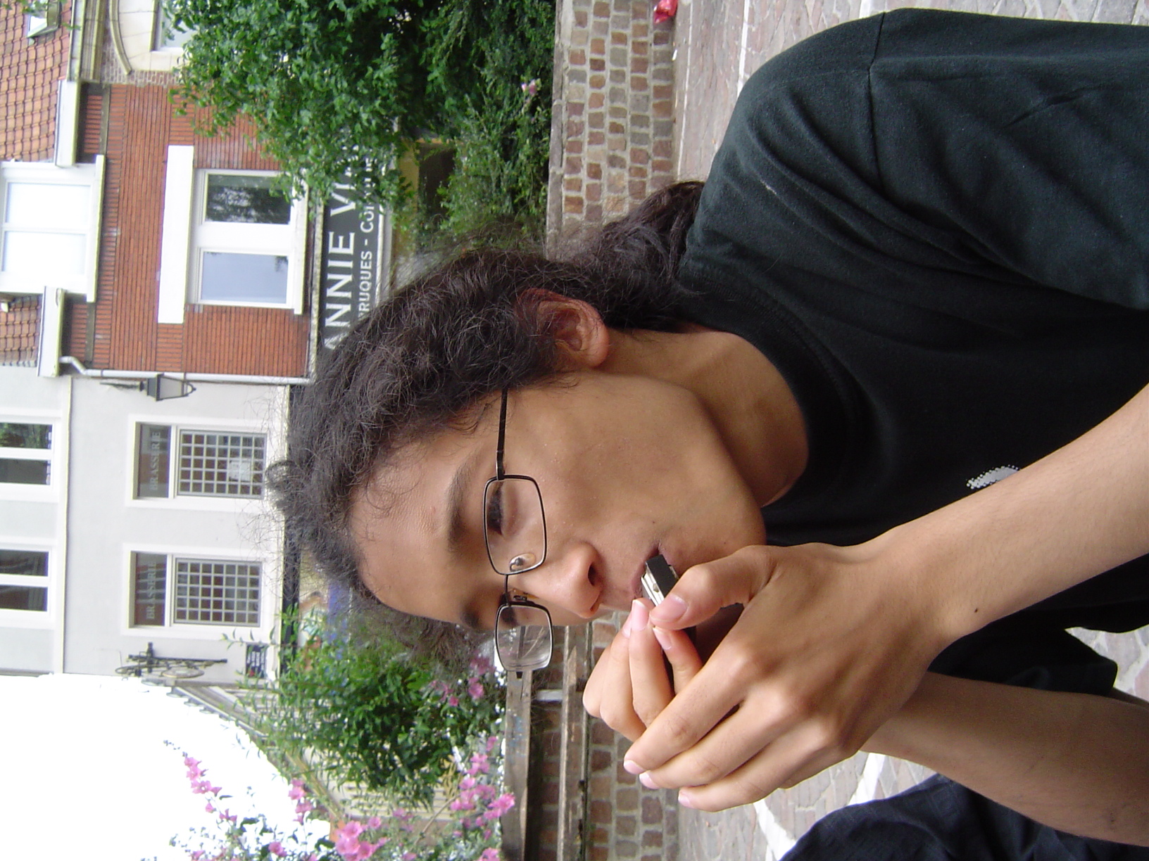 Photo 23 - Tao s'essaye à l'harmonica